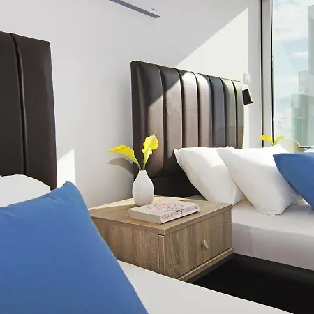 Villa Anebl5 *